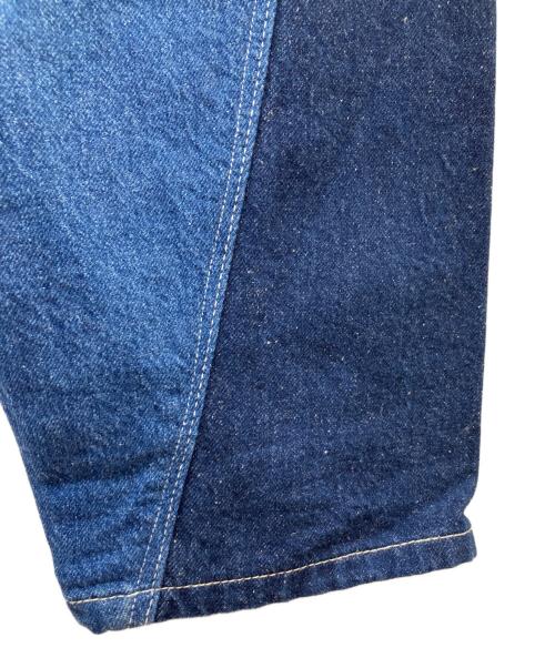 LEVI'S（リーバイス）LEVI'S (リーバイス) TWISTED 5 POCKET デニムパンツ ブルー サイズ:SIZE W26の古着・服飾アイテム
