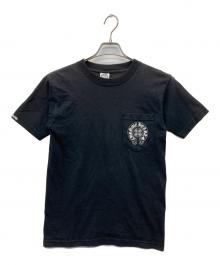 CHROME HEARTS（クロムハーツ）の古着「OLD Horseshoe Back Cemetery Cross Print S/S Tee」｜ブラック