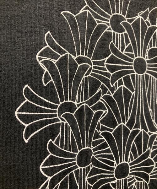CHROME HEARTS（クロムハーツ）CHROME HEARTS (クロムハーツ) OLD Horseshoe Back Cemetery Cross Print S/S Tee ブラック サイズ:Sの古着・服飾アイテム