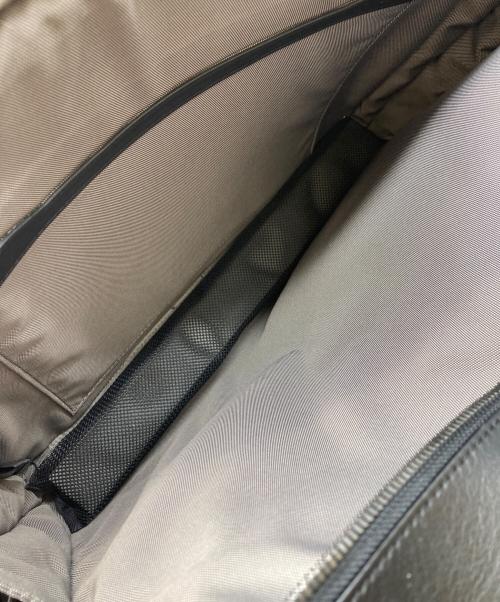 TUMI（トゥミ）TUMI (トゥミ) CARBON FIBER MARINA/ブリーフケース ブラック×グレーの古着・服飾アイテム