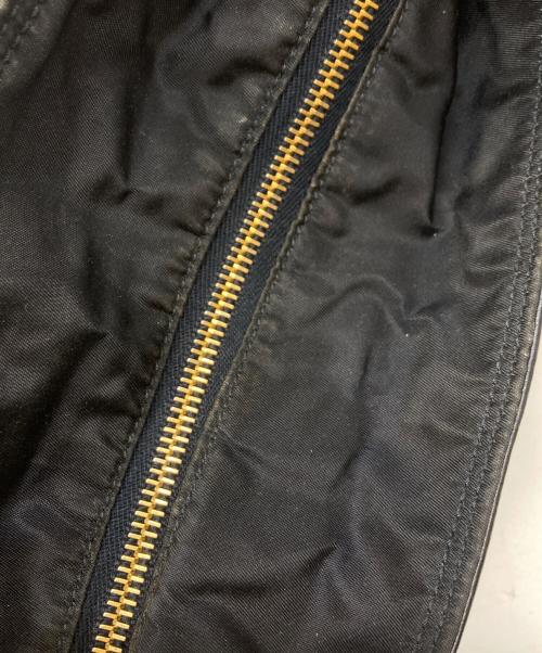 PRADA（プラダ）PRADA (プラダ) ロゴモチーフチェーントートバッグ ブラックの古着・服飾アイテム