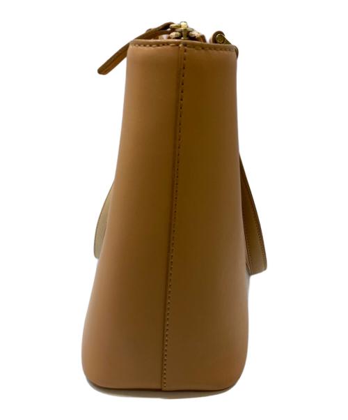 BURBERRY（バーバリー）BURBERRY (バーバリー) レザースクエアトートバッグ ベージュの古着・服飾アイテム