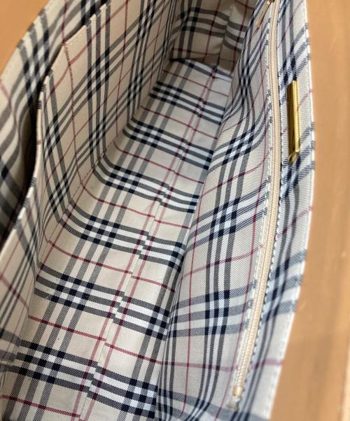 BURBERRY（バーバリー）BURBERRY (バーバリー) レザースクエアトートバッグ ベージュの古着・服飾アイテム