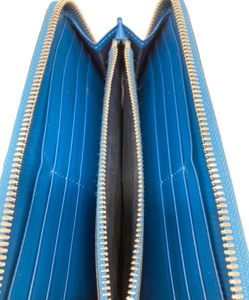 MCM（エムシーエム）MCM (エムシーエム) モノグラムラウンドファスナーウォレット シルバーの古着・服飾アイテム