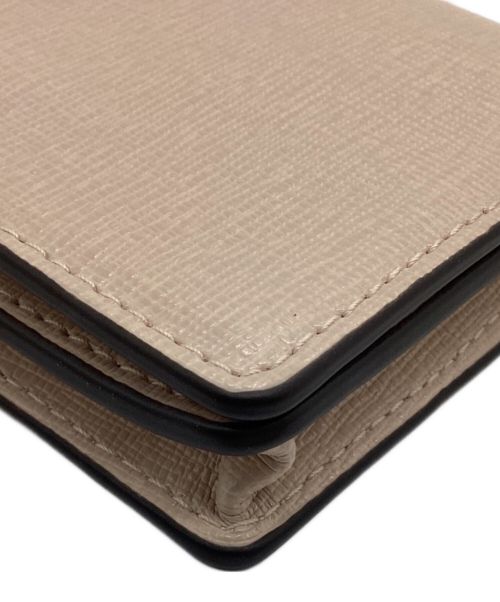 FURLA（フルラ）FURLA (フルラ) カードケース ベージュの古着・服飾アイテム