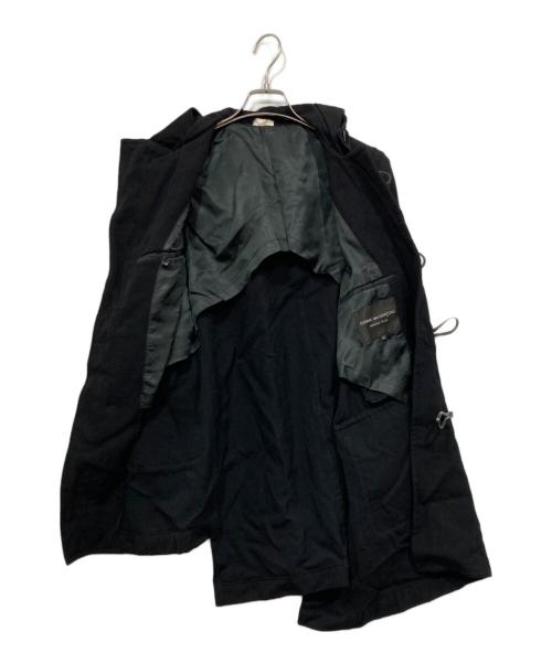 COMME des GARCONS HOMME PLUS（コムデギャルソンオムプリュス）COMME des GARCONS HOMME PLUS (コムデギャルソンオムプリュス) 捻じれデザインダッフルコート ブラック サイズ:Sの古着・服飾アイテム
