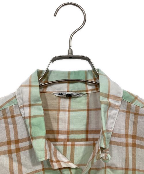 Island in the Sun（アイランド イン ザ サン）Island in the Sun (アイランド イン ザ サン) ヴィンテージボタンダウンチェックシャツ グリーン×ホワイト サイズ:Mの古着・服飾アイテム