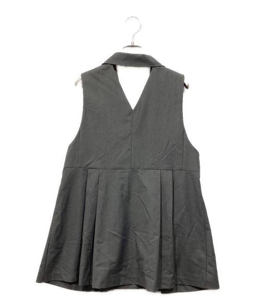 willfully（ウィルフリー）willfully (ウィルフリー) ペプラムベスト グレー サイズ:Freeの古着・服飾アイテム