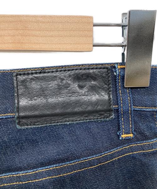 JOHN LAWRENCE SULLIVAN（ジョン ローレンス サリバン）JOHN LAWRENCE SULLIVAN (ジョン ローレンス サリバン) スキニーデニムパンツ インディゴ サイズ:36の古着・服飾アイテム