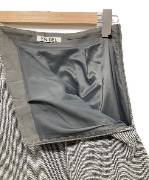 Snidel（スナイデル）Snidel (スナイデル) アシンメトリーデザインスカート グレー サイズ:1の古着・服飾アイテム