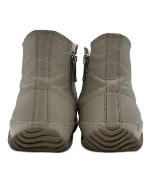 SPINGLE MOVE（スピングルムーヴ）SPINGLE MOVE (スピングルムーヴ) ハイカットスニーカー / SPINGLE MOVE / スピングルムーブ アイボリー サイズ:XSの古着・服飾アイテム