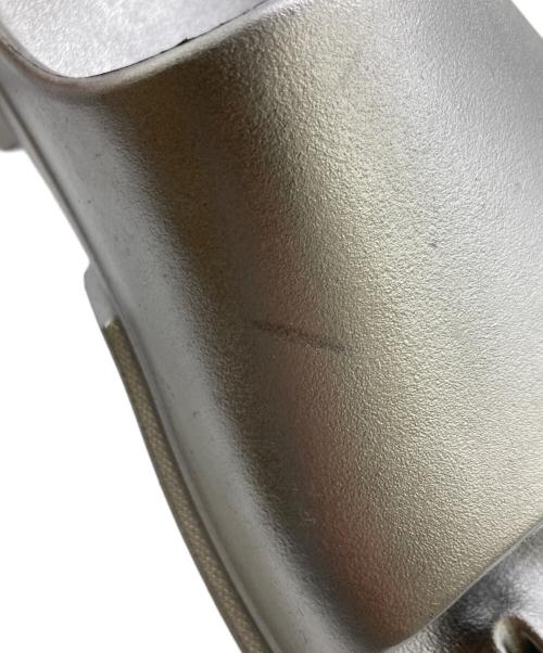 PAES（ペイズ）PAES (ペイズ) サンダル シルバー サイズ:25cmの古着・服飾アイテム