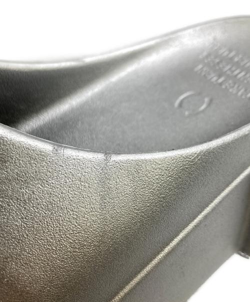 PAES（ペイズ）PAES (ペイズ) サンダル シルバー サイズ:25cmの古着・服飾アイテム