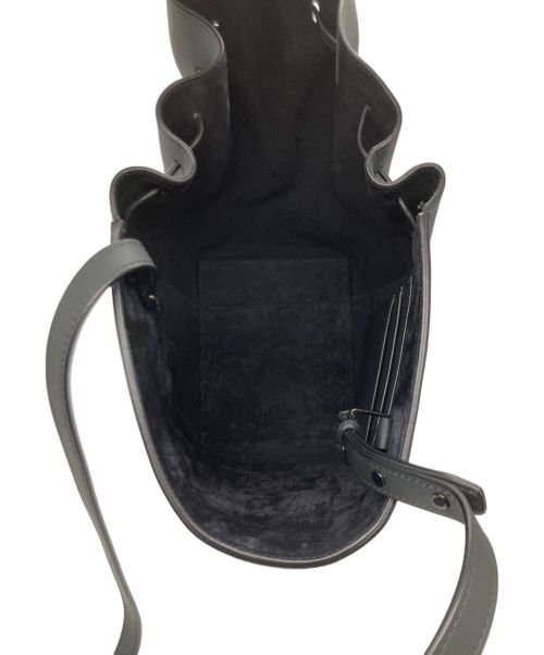 Maeden（メイデン）Maeden (メイデン) CANNA BUCKET 　バケット　ショルダーバッグ ブラックの古着・服飾アイテム