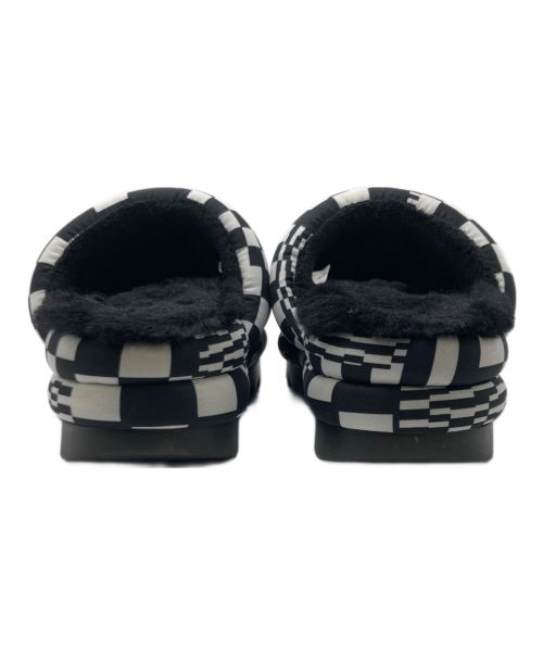 UGG（アグ）UGG (アグ) Maxi Checks Slide　マキシ チェックス スライド ブラック サイズ:24cmの古着・服飾アイテム