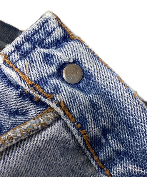 LEVI'S（リーバイス）LEVI'S (リーバイス) ボタンフライデニムパンツ　　ボタン裏555 バレンシア製 ブルー サイズ:W33の古着・服飾アイテム