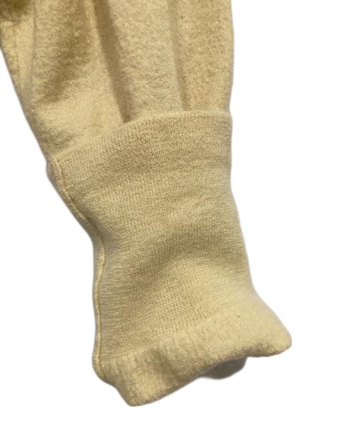 ALEXANDER McQUEEN（アレキサンダーマックイーン）ALEXANDER McQUEEN (アレキサンダーマックイーン) Vネックニット イエロー サイズ:Lの古着・服飾アイテム