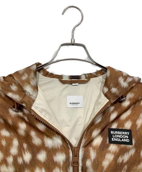 BURBERRY LONDON ENGLAND（バーバリー ロンドン イングランド）BURBERRY LONDON ENGLAND (バーバリー ロンドン イングランド) ジップアップジャケット / Everton Deer Print Hooded Nylon Jacket ベージュ サイズ:34の古着・服飾アイテム