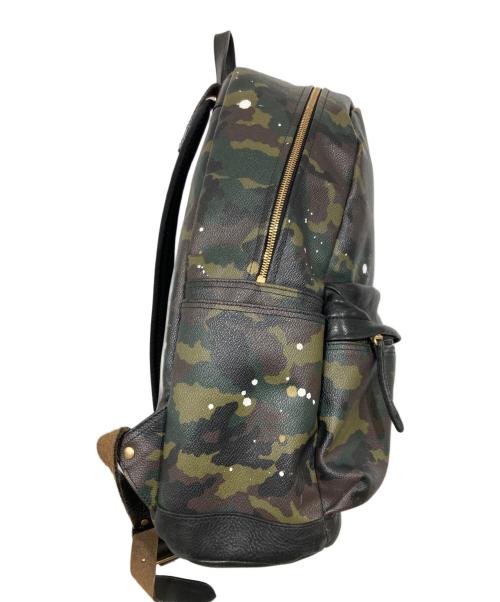 Gentil Bandit（ジャンティバンティ）Gentil Bandit (ジャンティバンティ) ペイント加工リュック オリーブの古着・服飾アイテム