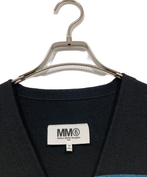 MM6 Maison Margiela（エムエムシックスメゾンマルジェラ）MM6 Maison Margiela (エムエムシックス メゾンマルジェラ) 配色Vネックニットカーディガン ブラック サイズ:Sの古着・服飾アイテム
