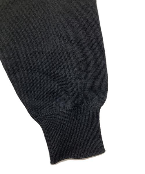 MM6 Maison Margiela（エムエムシックスメゾンマルジェラ）MM6 Maison Margiela (エムエムシックス メゾンマルジェラ) 配色Vネックニットカーディガン ブラック サイズ:Sの古着・服飾アイテム