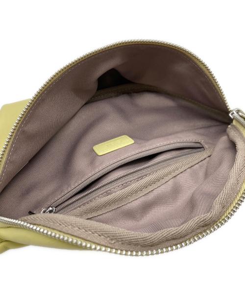 ear PAPILLONNER（イアパピヨネ）ear PAPILLONNER (イアパピヨネ) ショルダーバッグ イエローの古着・服飾アイテム