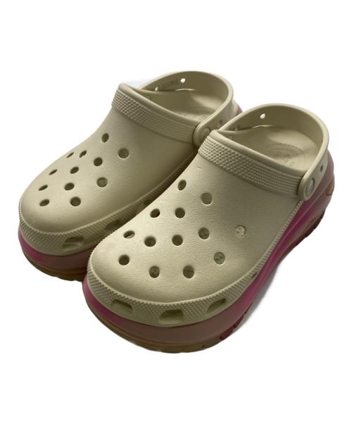 crocs（クロックス）crocs (クロックス) 厚底サンダル ホワイト サイズ:23㎝の古着・服飾アイテム