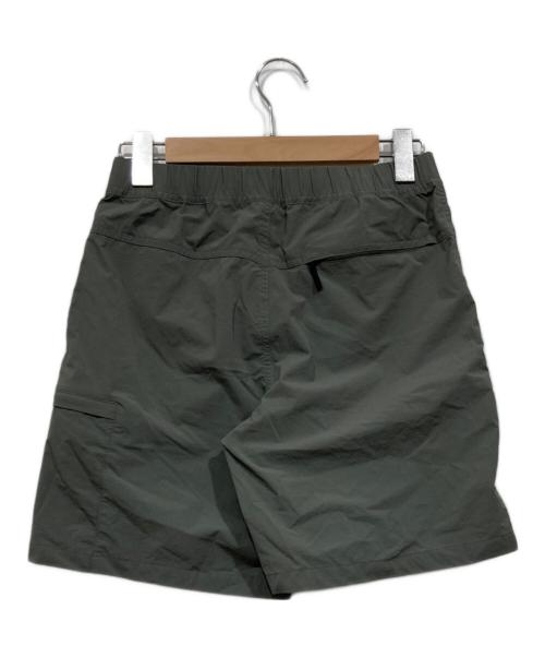 THE NORTH FACE（ザ ノース フェイス）THE NORTH FACE (ザ ノース フェイス) マウンテンカラーショーツ グレー サイズ:Mの古着・服飾アイテム