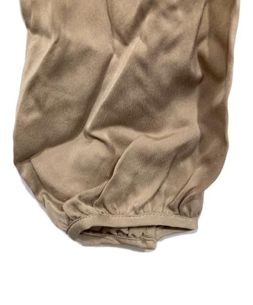 theory（セオリー）theory (セオリー) バンドカラーシルクブラウス ベージュ×ブラック サイズ:Ｓの古着・服飾アイテム