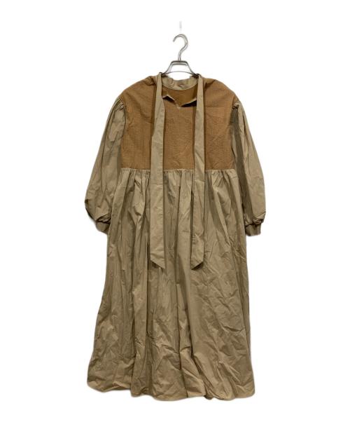 nano・universe（ナノ・ユニバース）nano・universe (ナノ・ユニバース) LB.03／異素材コンビボリュームワンピース ベージュ サイズ:2の古着・服飾アイテム