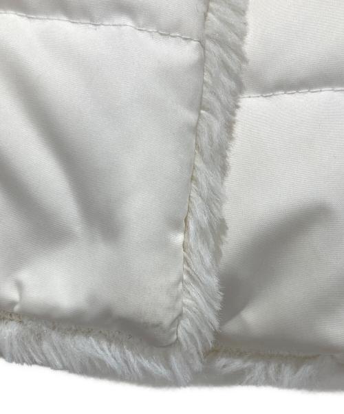 M-PREMIER（エムプルミエ）M-premier (エムプルミエ) フェイクファーロングベスト ホワイト サイズ:34の古着・服飾アイテム