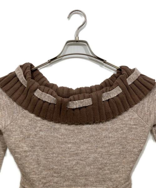 darich（ダーリッチ）darich (ダーリッチ) オフショルステッチニットミニワンピース ブラウン サイズ:Freeの古着・服飾アイテム