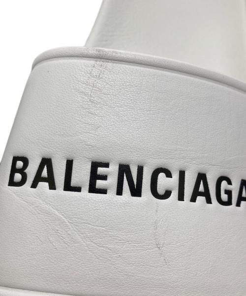 BALENCIAGA（バレンシアガ）BALENCIAGA (バレンシアガ) スライドサンダル ホワイト サイズ:43の古着・服飾アイテム