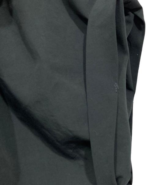 FRAY ID（フレイ アイディー）FRAY ID (フレイ アイディー) ラッフルギャザーブラウス グレー サイズ:Fの古着・服飾アイテム