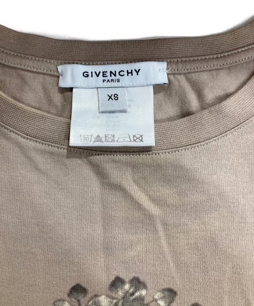 GIVENCHY（ジバンシィ）GIVENCHY (ジバンシィ) ゴシックTシャツ ベージュ サイズ:XSの古着・服飾アイテム