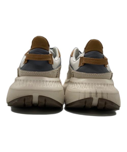 UGG（アグ）UGG (アグ) ローカットスニーカー ベージュ サイズ:24.5cmの古着・服飾アイテム