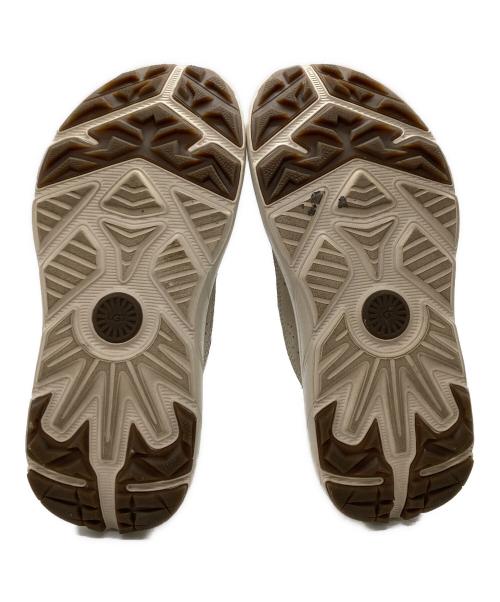 UGG（アグ）UGG (アグ) ローカットスニーカー ベージュ サイズ:24.5cmの古着・服飾アイテム