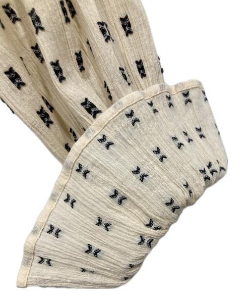 sara mallika（サラマリカ）sara mallika (サラマリカ) コットンカットジャガード ギャザートップス  / Cotton Cut Jqd 2way Gather Top アイボリー サイズ:Fの古着・服飾アイテム