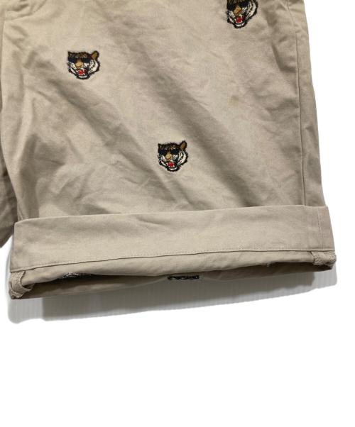 POLO RALPH LAUREN（ポロ・ラルフローレン）POLO RALPH LAUREN (ポロ・ラルフローレン) タイガー刺繍ショートパンツ ベージュ サイズ:76cm (W30)の古着・服飾アイテム
