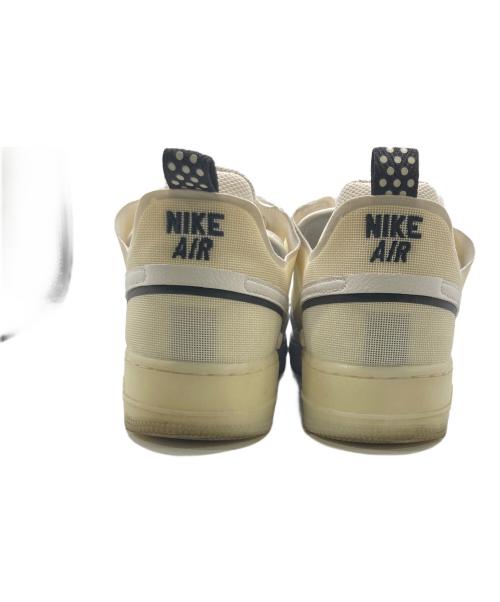 NIKE（ナイキ）NIKE (ナイキ) ローカットスニーカー ホワイト サイズ:27.5の古着・服飾アイテム