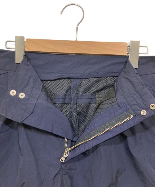 BEAUTY&YOUTH（ビューティーアンドユース）BEAUTY&YOUTH (ビューティーアンドユース) ハードナイロンショートパンツ ネイビー サイズ:Mの古着・服飾アイテム