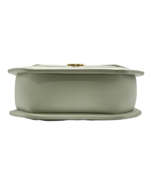 CHARLES & KEITH（チャールズアンドキース）CHARLES & KEITH (チャールズ＆キース) ショルダーバッグ / Avis アビス ツートーンジオメトリックショルダーバッグ グリーンの古着・服飾アイテム