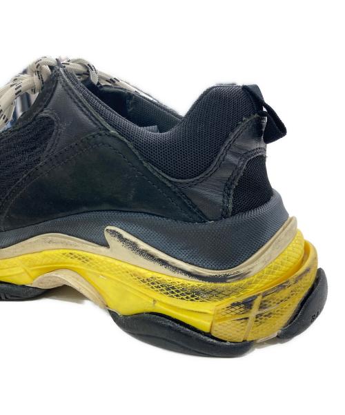 BALENCIAGA（バレンシアガ）BALENCIAGA (バレンシアガ) TRIPLE S　スニーカー ブラック×イエロー サイズ:26㎝の古着・服飾アイテム