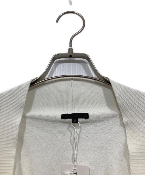 TO BE CHIC（トゥービーシック）TO BE CHIC (トゥービーシック) フリルカーディガン ホワイト サイズ:2 未使用品の古着・服飾アイテム