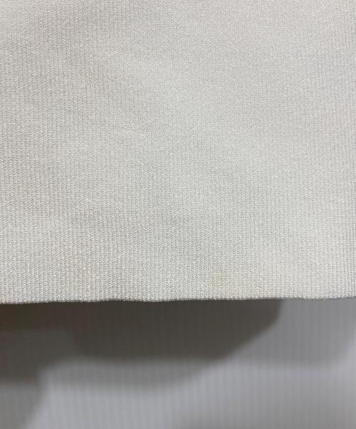 TO BE CHIC（トゥービーシック）TO BE CHIC (トゥービーシック) スパンコール×リボンデザインニット ブラック×ホワイト サイズ:40 未使用品の古着・服飾アイテム