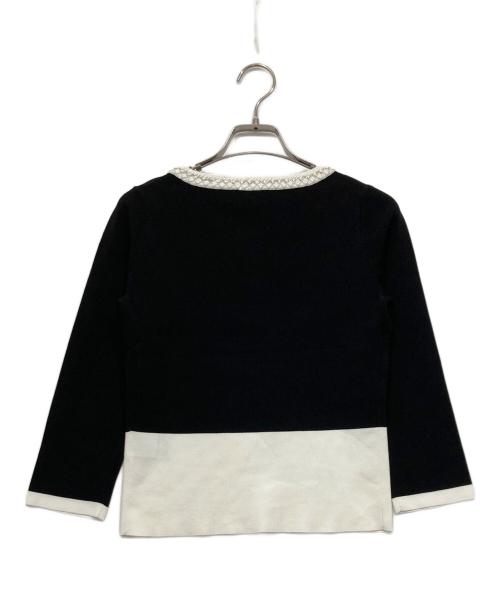TO BE CHIC（トゥービーシック）TO BE CHIC (トゥービーシック) スパンコール×リボンデザインニット ブラック×ホワイト サイズ:40 未使用品の古着・服飾アイテム