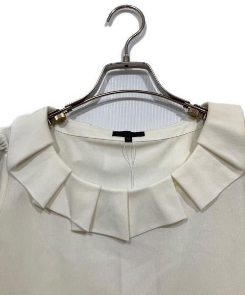 TO BE CHIC（トゥービーシック）TO BE CHIC (トゥービーシック) フリルカラー半袖カットソー ホワイト サイズ:40の古着・服飾アイテム