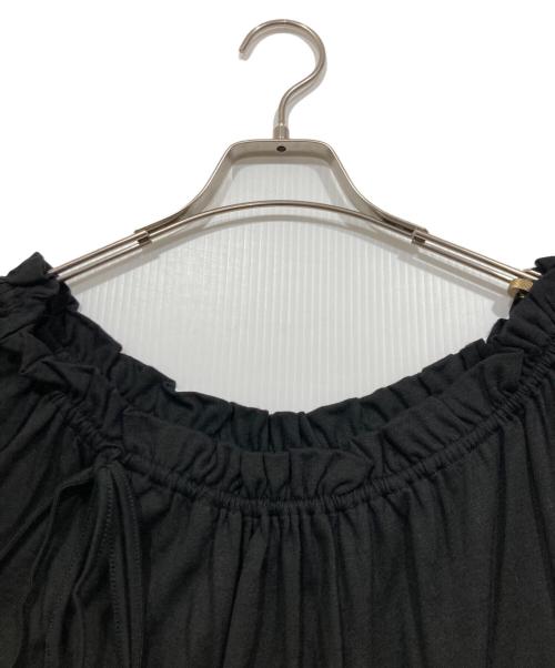 MIU MIU（ミュウミュウ）MIU MIU (ミュウミュウ) オフショルカットソー ブラック サイズ:XSの古着・服飾アイテム