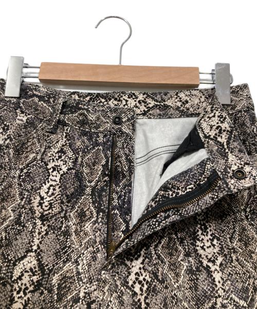 Needles（ニードルズ）Needles (ニードルズ) 21SS SKINNY JEAN-PYTHON PT スキニーパンツ ベージュ サイズ:Sの古着・服飾アイテム