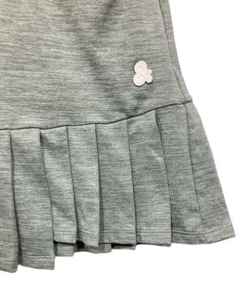 and per se（アンパスィ）and per se (アンパシィ) ゴルフウェア / プリーツスカート グレー サイズ:Sの古着・服飾アイテム
